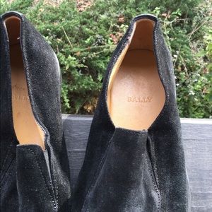 BALLY SUEDE SHOES